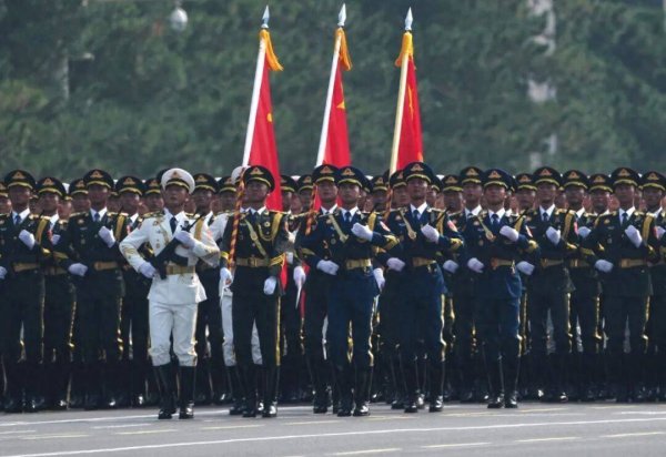 美林配资 “中国排面”，怎么拍都是帅！