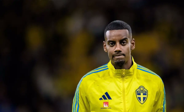 微豪配资 赛季首秀! 利物浦1.3亿镑标王世预赛失单刀, 输给堪比国足的弱旅